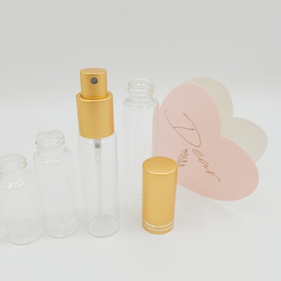 アルミニウム香水噴霧器が付いている10ml 15ml 20ml 25ml 30mlの管のガラス ビン