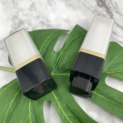 回転式正方形の空気のないびん15ml 30ml 50mlの倍の壁の絹の選別の無光沢の包装のびん