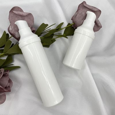 カスタマイズされた色空気のないポンプびんの紫外線証拠20ml 25ml PPのローションのスナップ