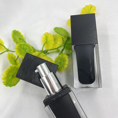 正方形化粧品ポンプびん60ml紫外線ねじブラシのマットの黒のアクリル