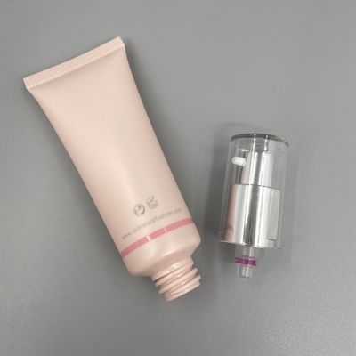 ピンクのBBのポンプを搭載するクリーム色の空の圧搾の管30ml 50mlの直径30mm