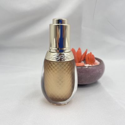 シャンペン10mlの精油のびんの点滴器アクリルPPの肩はカスタマイズした