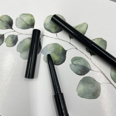 満ちる容量0.08gの空の眉毛鉛筆細い様式の高さ123mmの直径6mmのプラスチック構造の容器