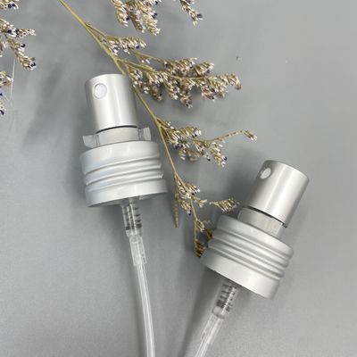 マットの銀製の香水ポンプ スプレーヤー ディスペンサーAluクリップ ロックとの24/410 0.12ML適量
