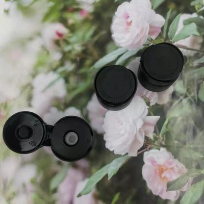 マットの黒プラスチックねじディスク上フリップ帽子24/410のシリコーン弁9.5mm